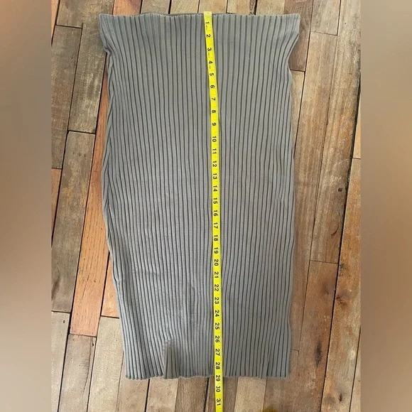 Oak and Fort Ribbed Midi Pencil Skirt-Large - Picture 4 of 7